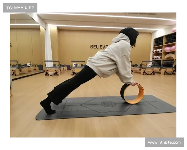 《每天十分钟轻松锻炼塑形指南让你健康动起来》 《每天十分钟轻松锻炼塑形指南让你健康动起来》